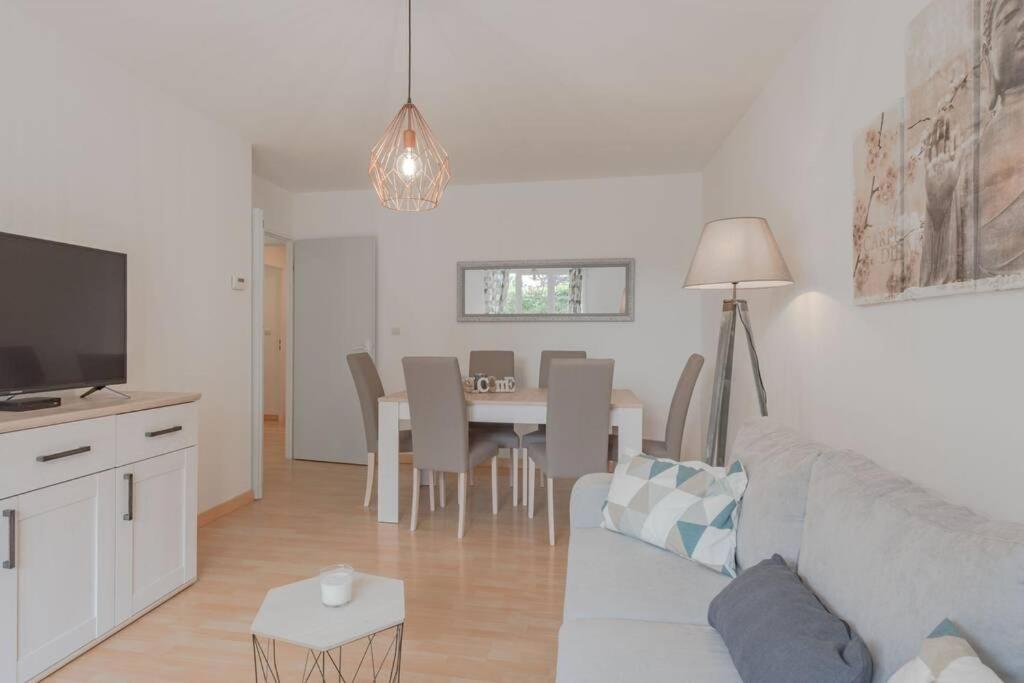 Garden Apartment Next To Disneyland Bussy-Saint-Georges Ngoại thất bức ảnh
